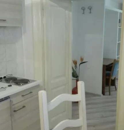 Olivia Apartment